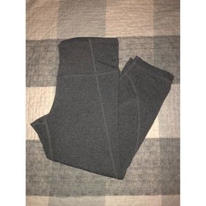 Athleta Salutation Stash Pocket Capri